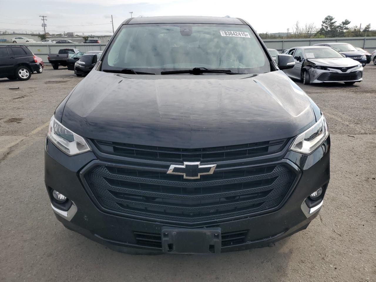 2019 Chevrolet Traverse Premier VIN: 1GNEVKKW7KJ319369 Lot: 83842415