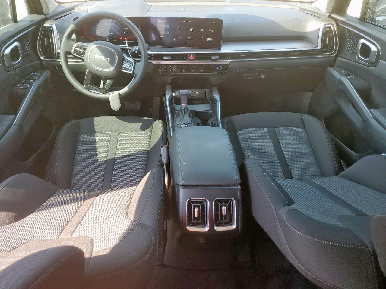 2025 Kia Sorento Lx VIN: 5XYRG4JC6SG405585 Lot: 81139715