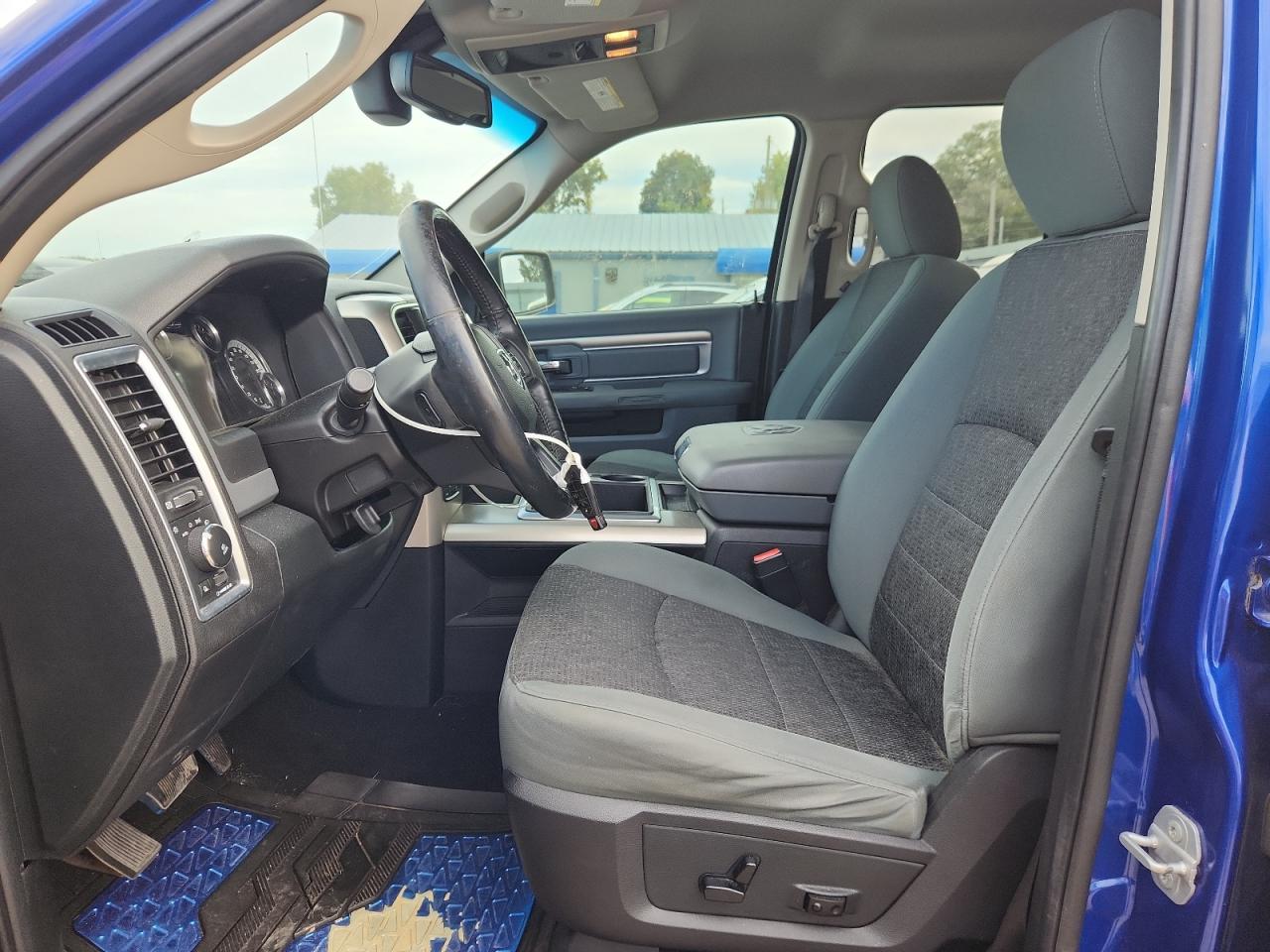 2015 Ram 1500 Slt VIN: 1C6RR7GT7FS551391 Lot: 84270665