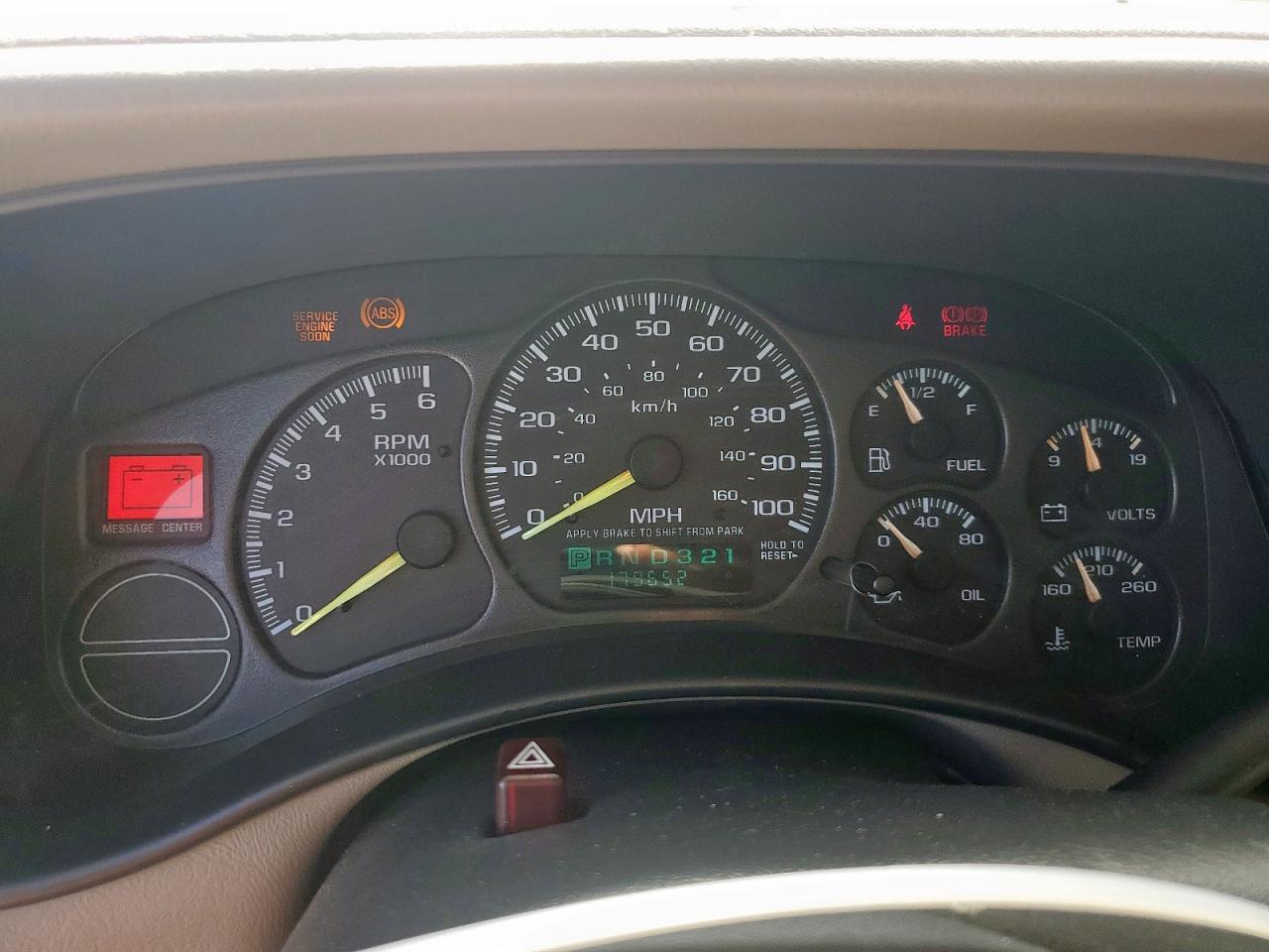 2001 Chevrolet Tahoe C1500 VIN: 1GNEC13T61R122813 Lot: 81252855