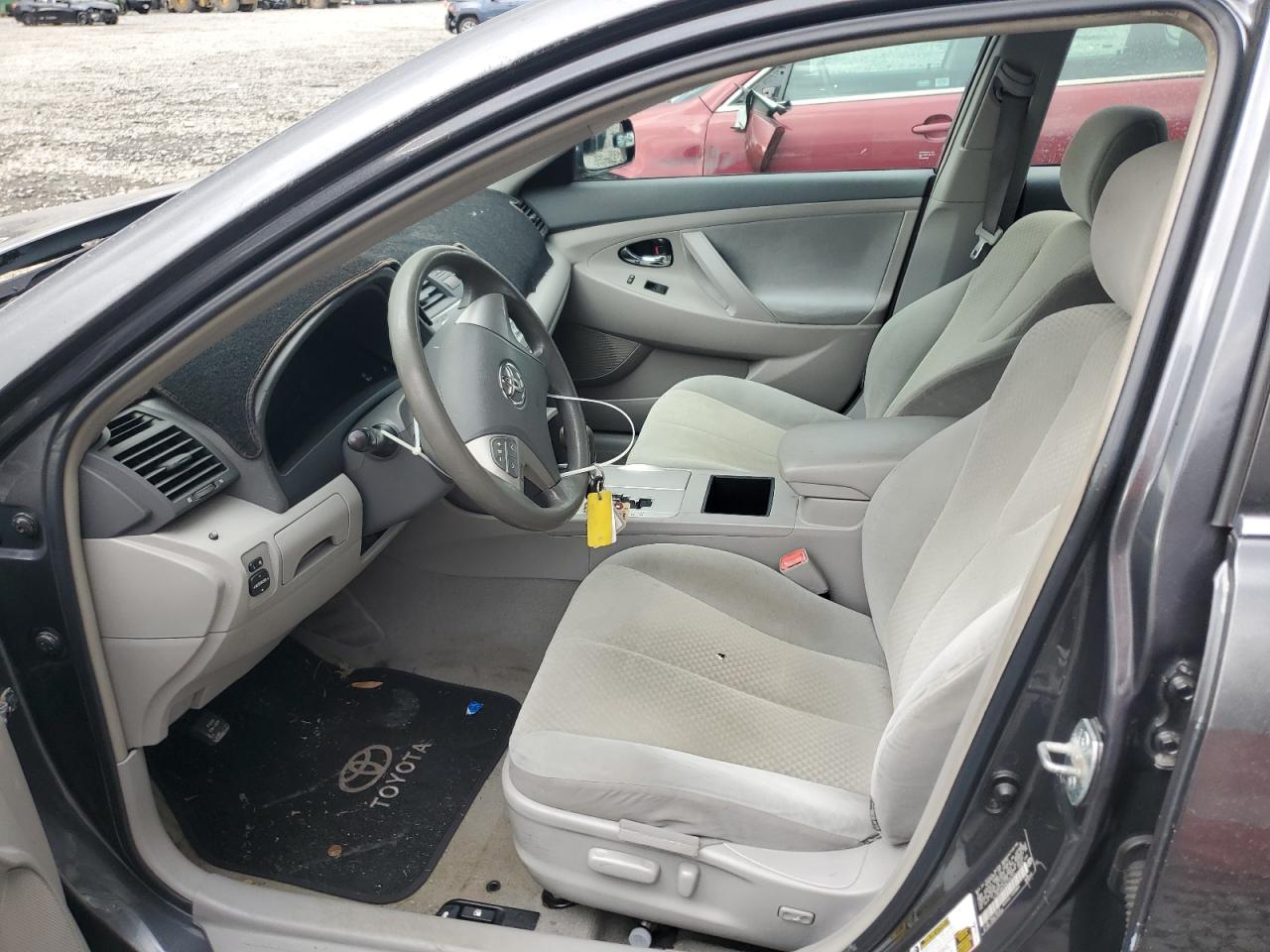 2008 Toyota Camry Ce VIN: 4T1BE46K28U745701 Lot: 81584155