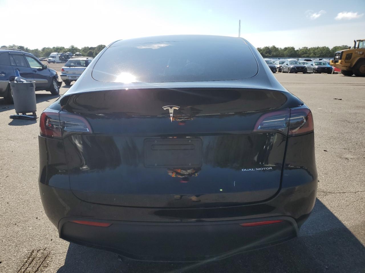 2023 Tesla Model Y VIN: 7SAYGDEE8PA184562 Lot: 71278075