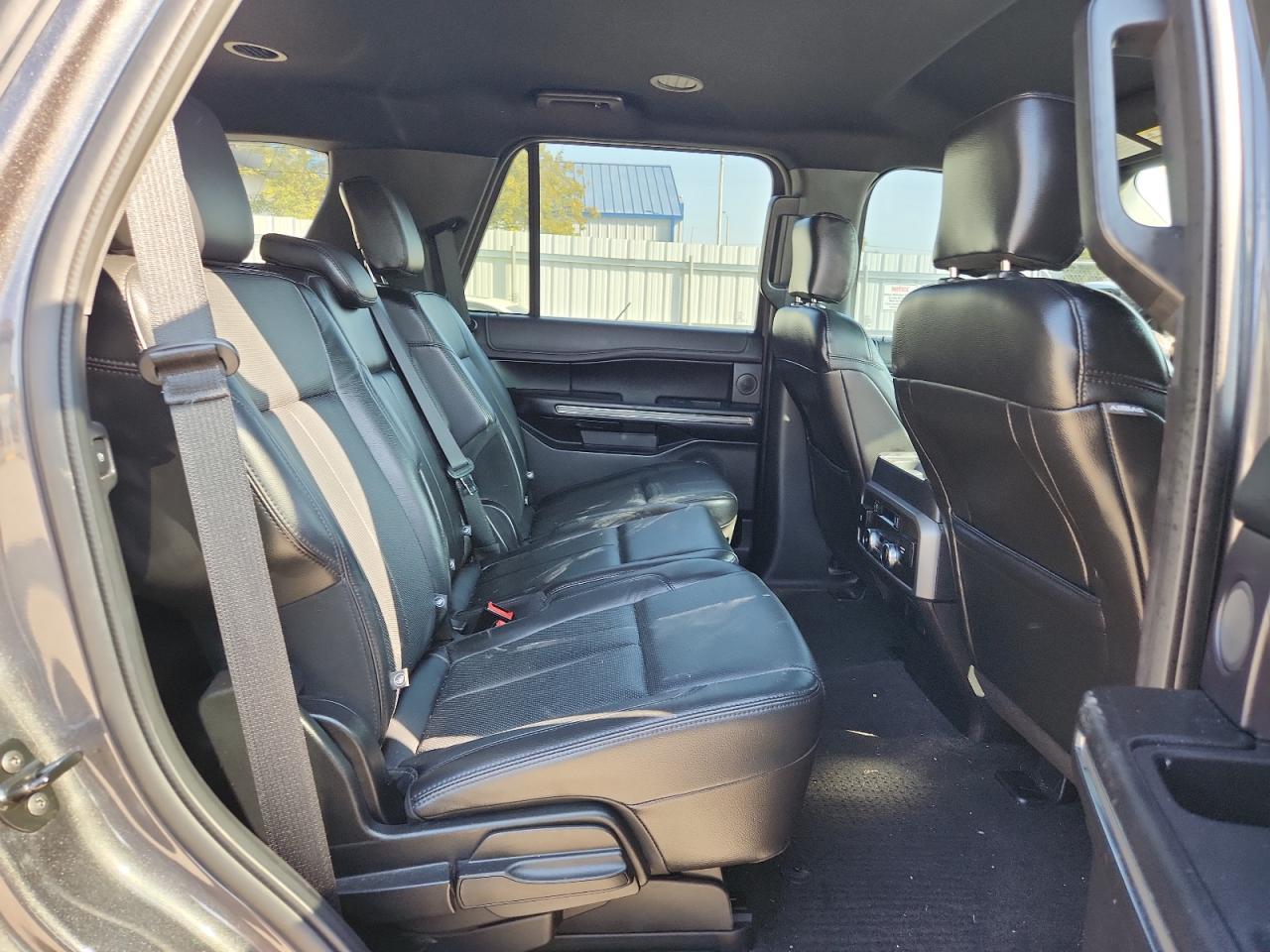 2018 Ford Expedition Xlt VIN: 1FMJU1JT1JEA66256 Lot: 81341505