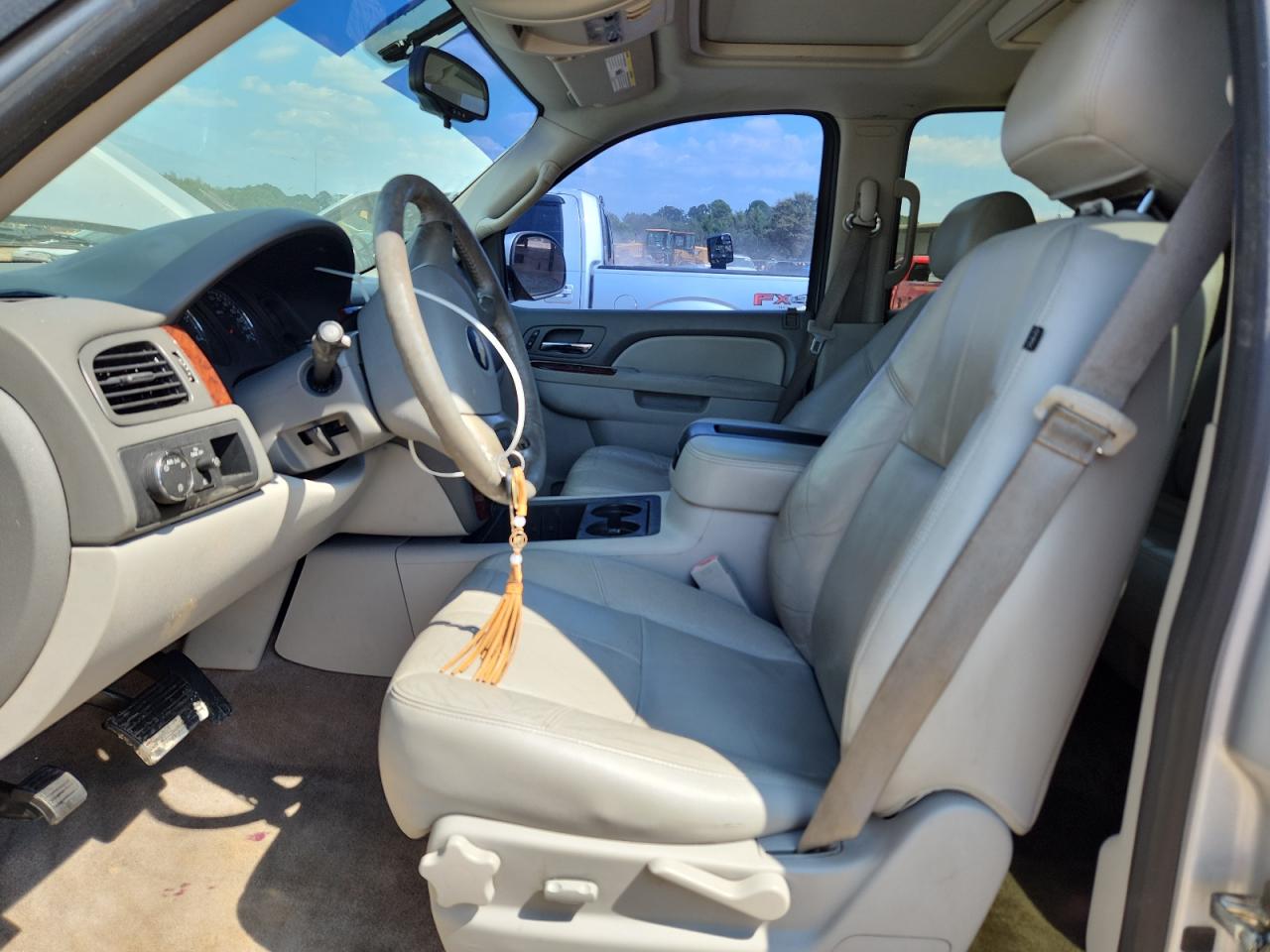 2013 Chevrolet Tahoe C1500 Lt VIN: 1GNSCBE08DR272986 Lot: 80329945
