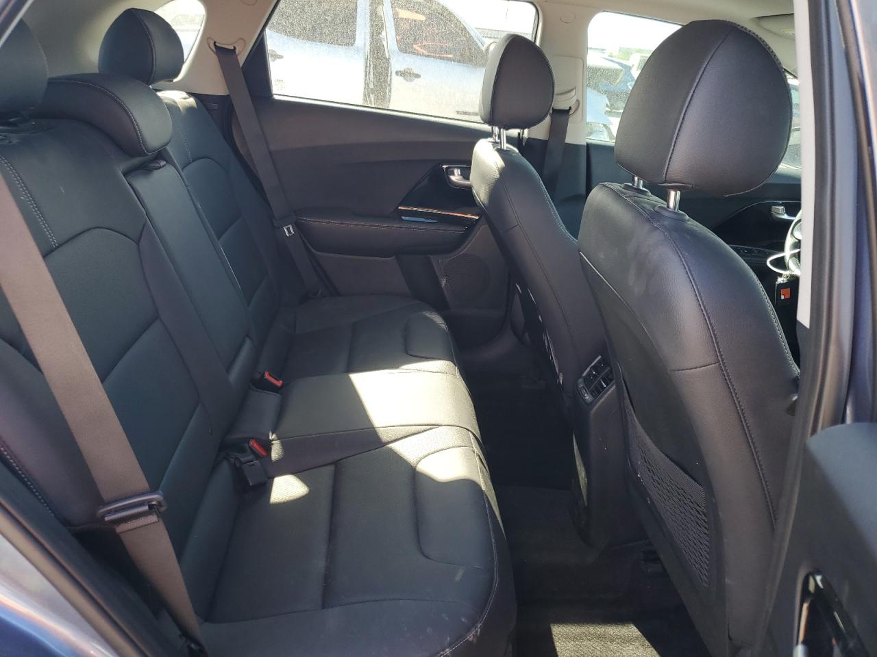 2022 Kia Niro Touring Special Edition VIN: KNDCC3LC6N5495472 Lot: 71589975