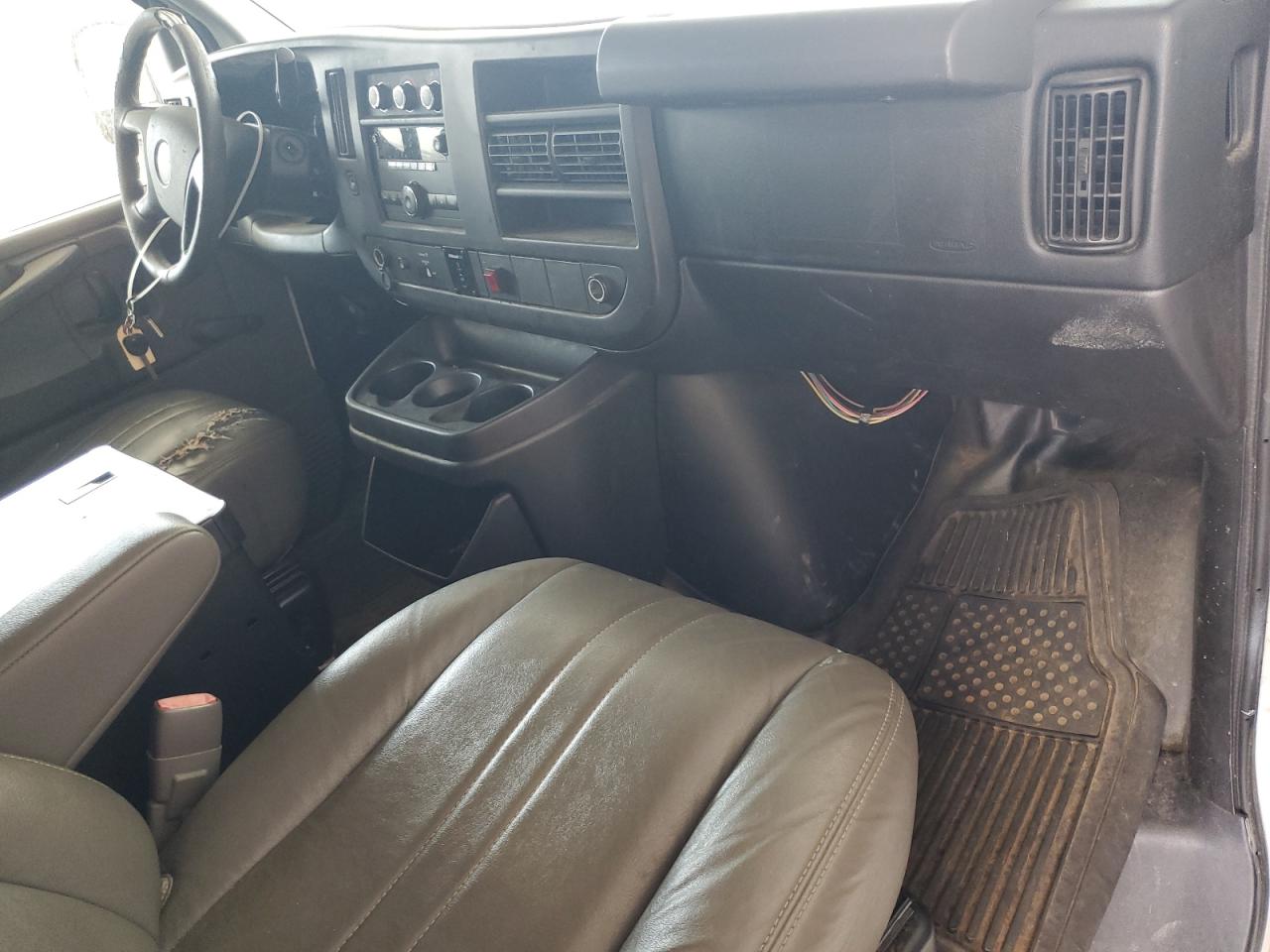 2013 Chevrolet Express G2500 VIN: 1GCWGFCA0D1903911 Lot: 70812435