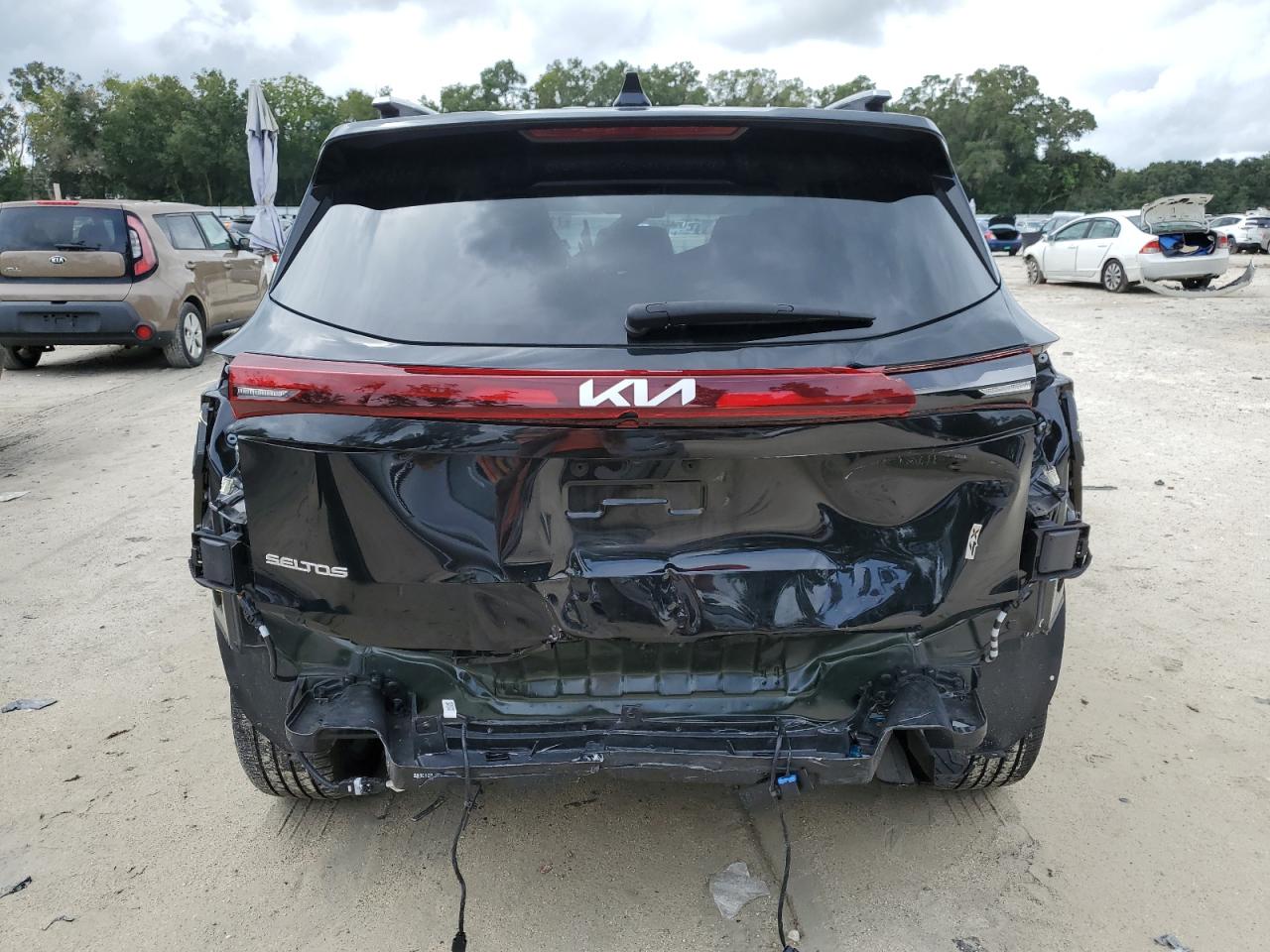2024 Kia Seltos Sx VIN: KNDETCA75R7575466 Lot: 71590115