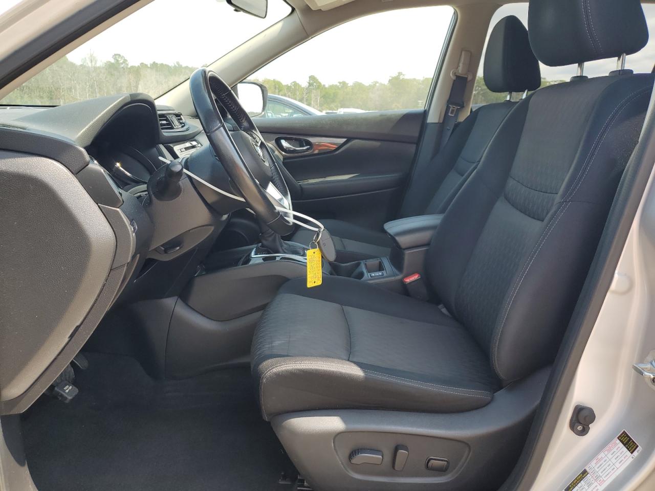 2017 Nissan Rogue S VIN: JN8AT2MT2HW147848 Lot: 71704195