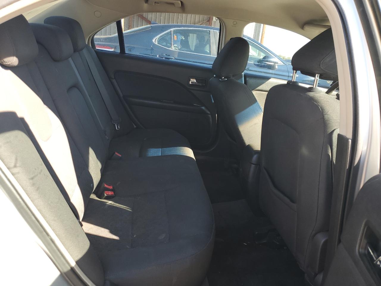 2010 Ford Fusion Se VIN: 3FAHP0HA0AR253371 Lot: 81674475