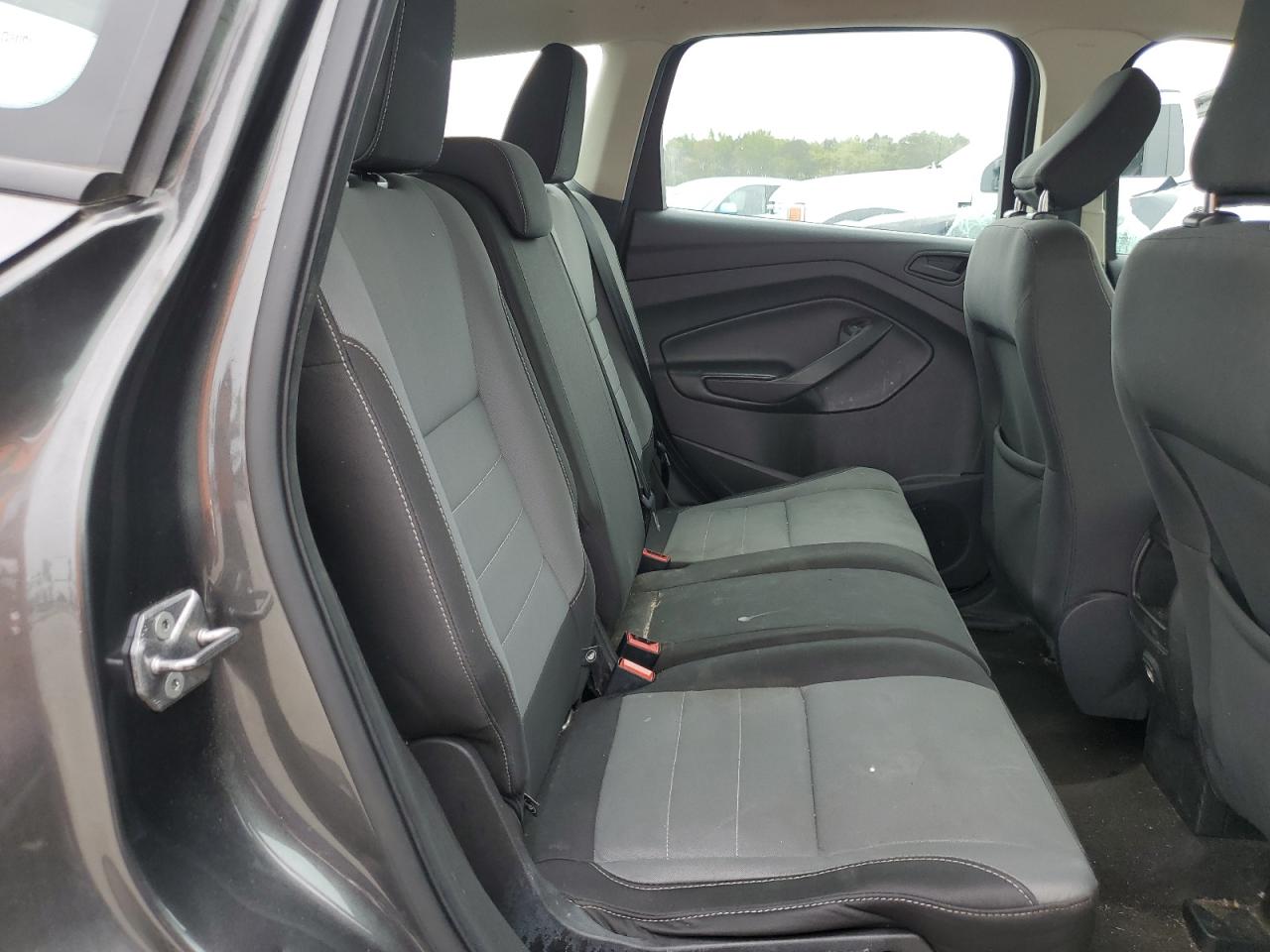 2018 Ford Escape S VIN: 1FMCU0F70JUB19033 Lot: 81407825