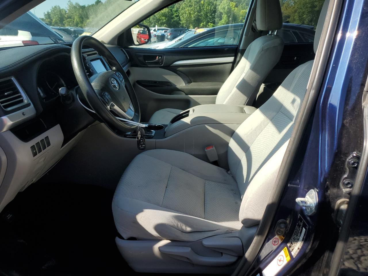 2015 Toyota Highlander Le VIN: 5TDZARFH9FS016421 Lot: 72034155