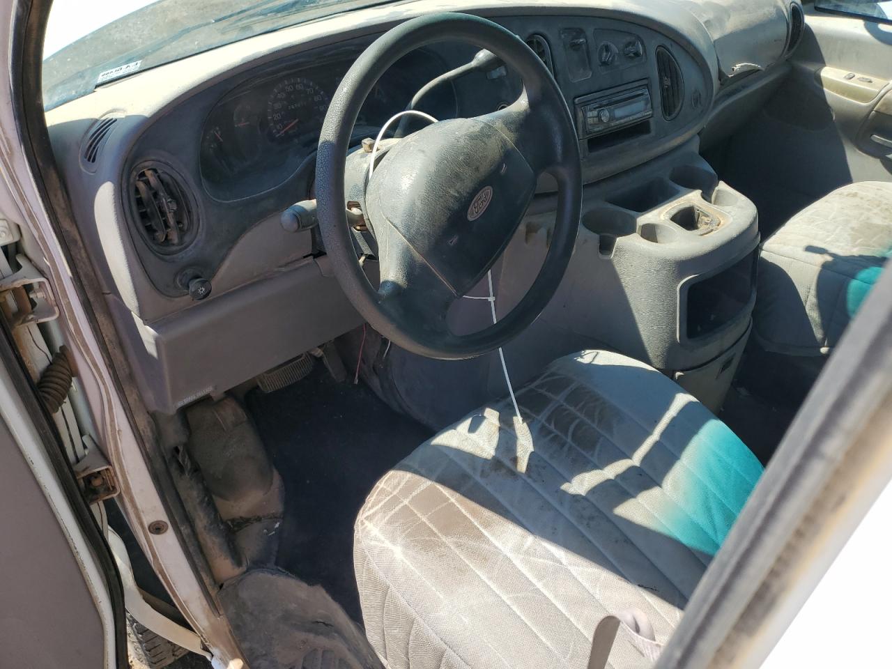 2002 Ford Econoline E250 Van VIN: 1FTNE24L82HB39000 Lot: 82122225