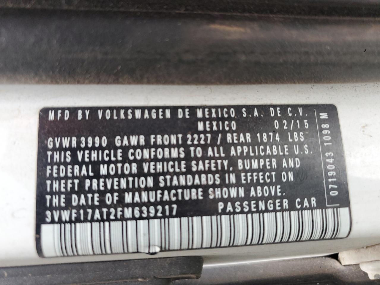 2015 Volkswagen Beetle 1.8T VIN: 3VWF17AT2FM639217 Lot: 84265575