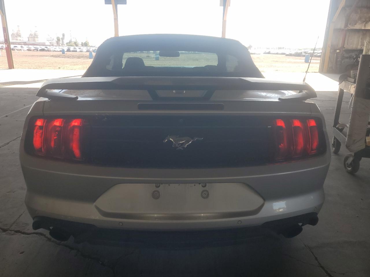 2018 Ford Mustang VIN: 1FATP8UH1J5166349 Lot: 81205875