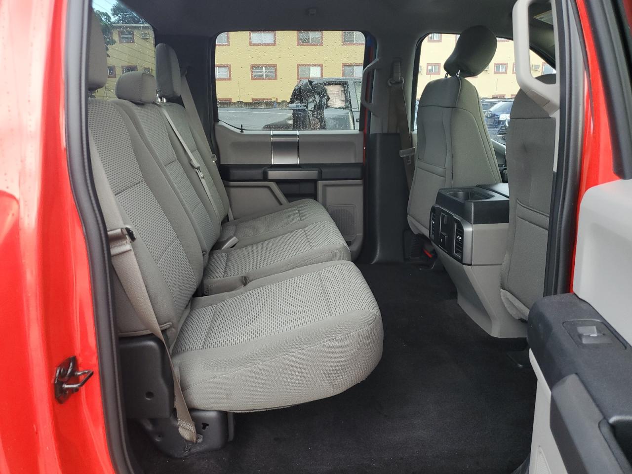 2017 Ford F150 Supercrew VIN: 1FTEW1CP1HKC76335 Lot: 84171755