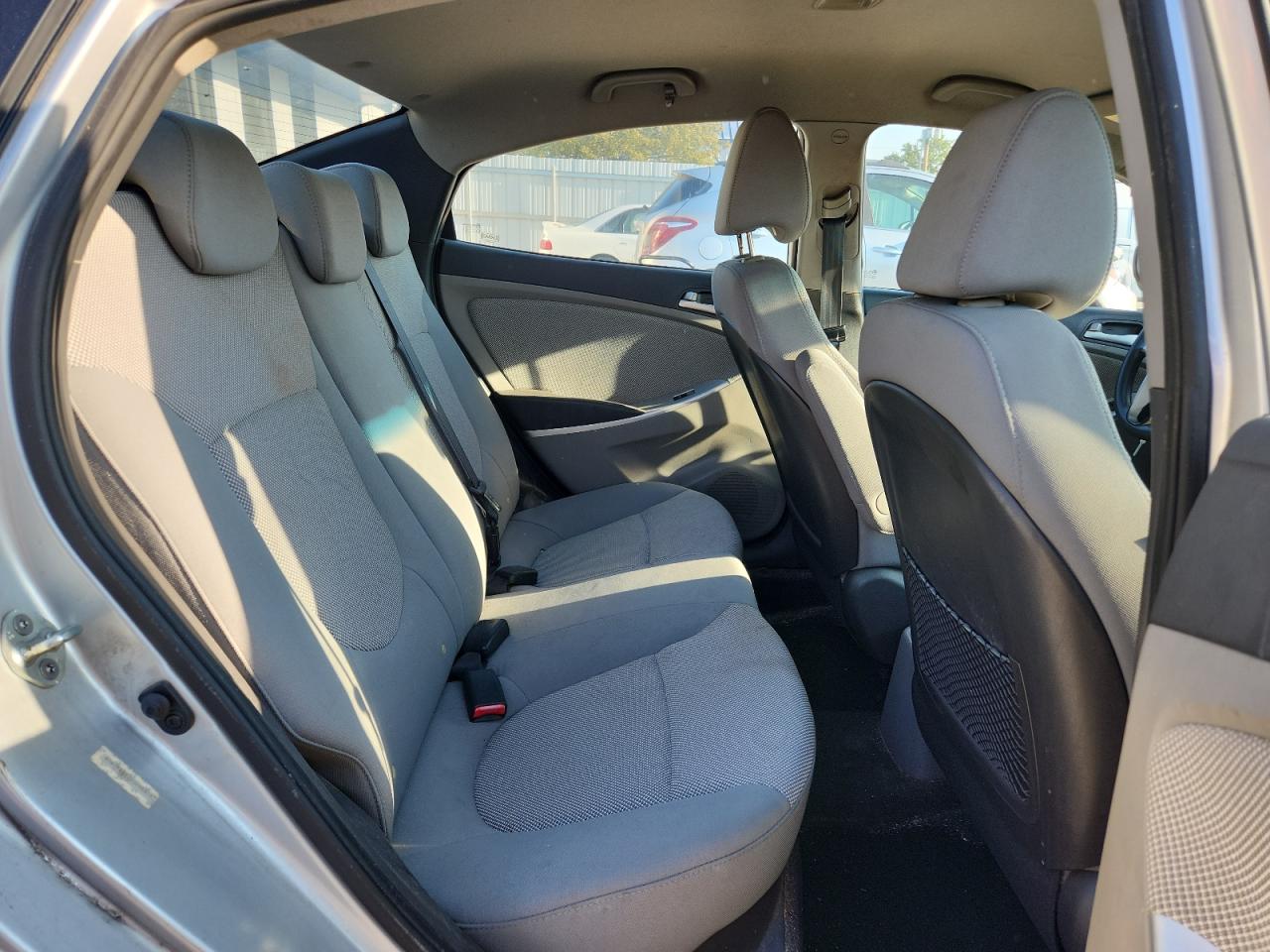 2013 Hyundai Accent Gls VIN: KMHCT4AE2DU299913 Lot: 81045955