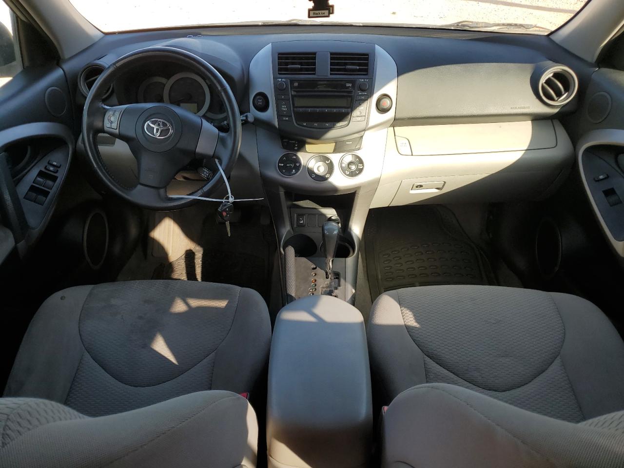 2007 Toyota Rav4 Limited VIN: JTMBK31V675026257 Lot: 84727095