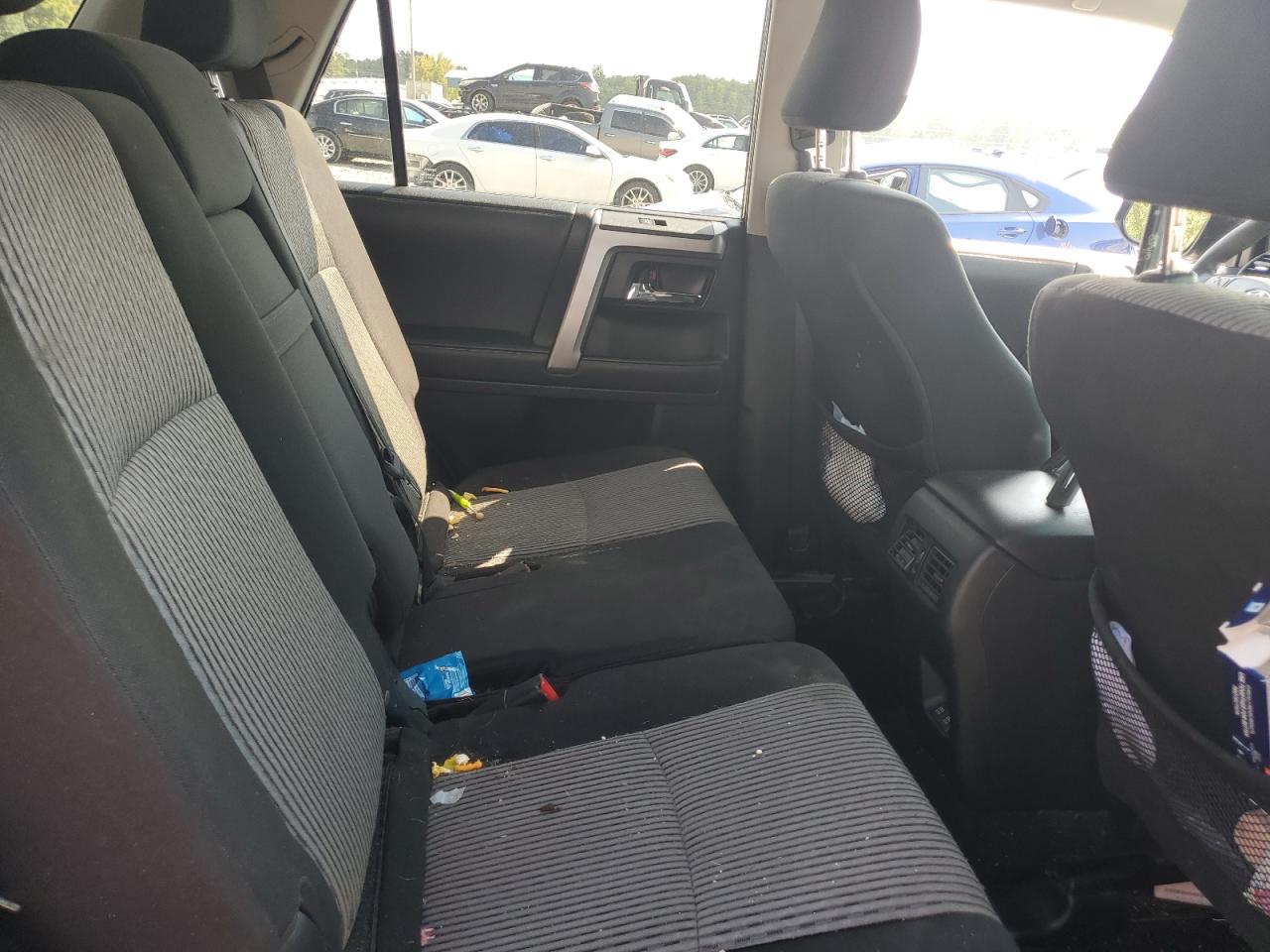 2022 Toyota 4Runner Sr5/Sr5 Premium VIN: JTEMU5JR2N6016345 Lot: 81292615