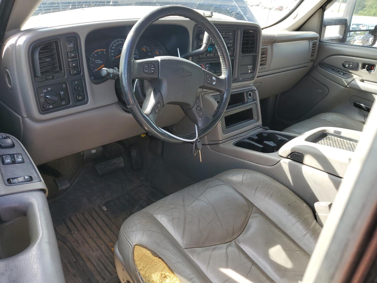 2005 Chevrolet Silverado K2500 Heavy Duty VIN: 1GCHK29245E153844 Lot: 81794855