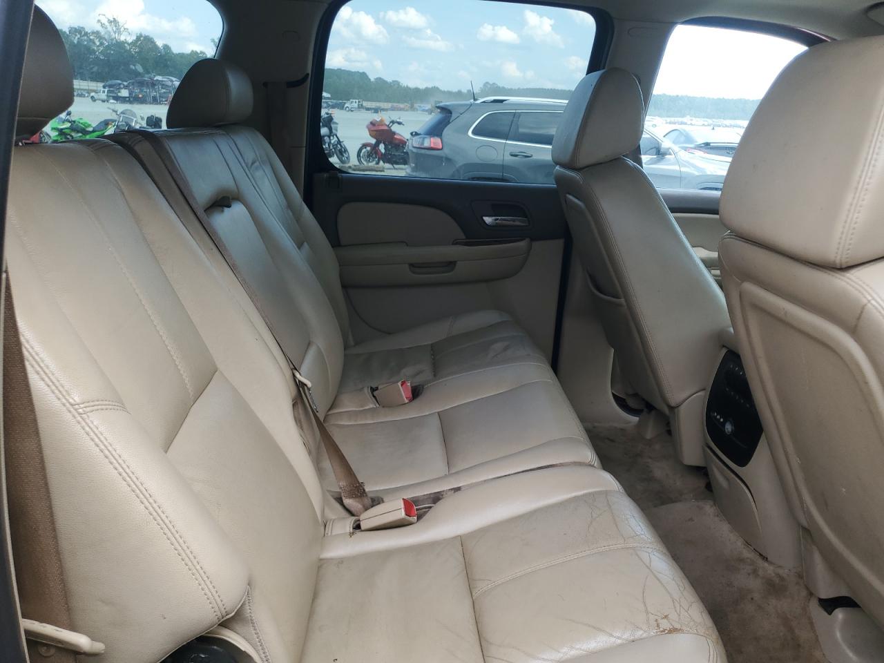 2008 GMC Yukon Xl K1500 VIN: 1GKFK16328R162235 Lot: 82091915