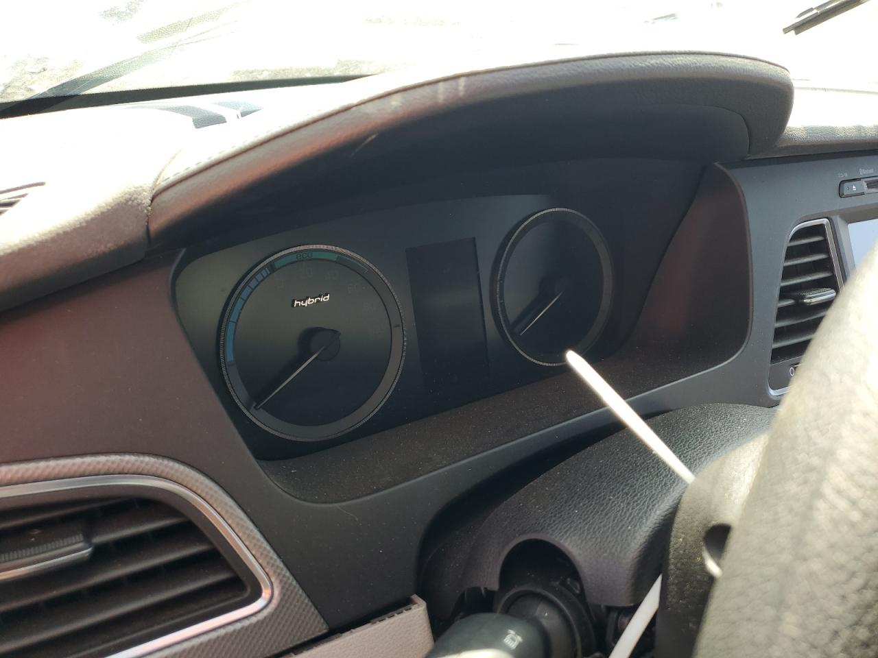 2017 Hyundai Sonata Hybrid VIN: KMHE24L35HA063254 Lot: 80963165