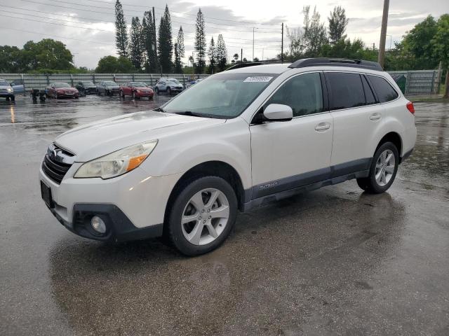 Parquets SUBARU OUTBACK 2013 Biały