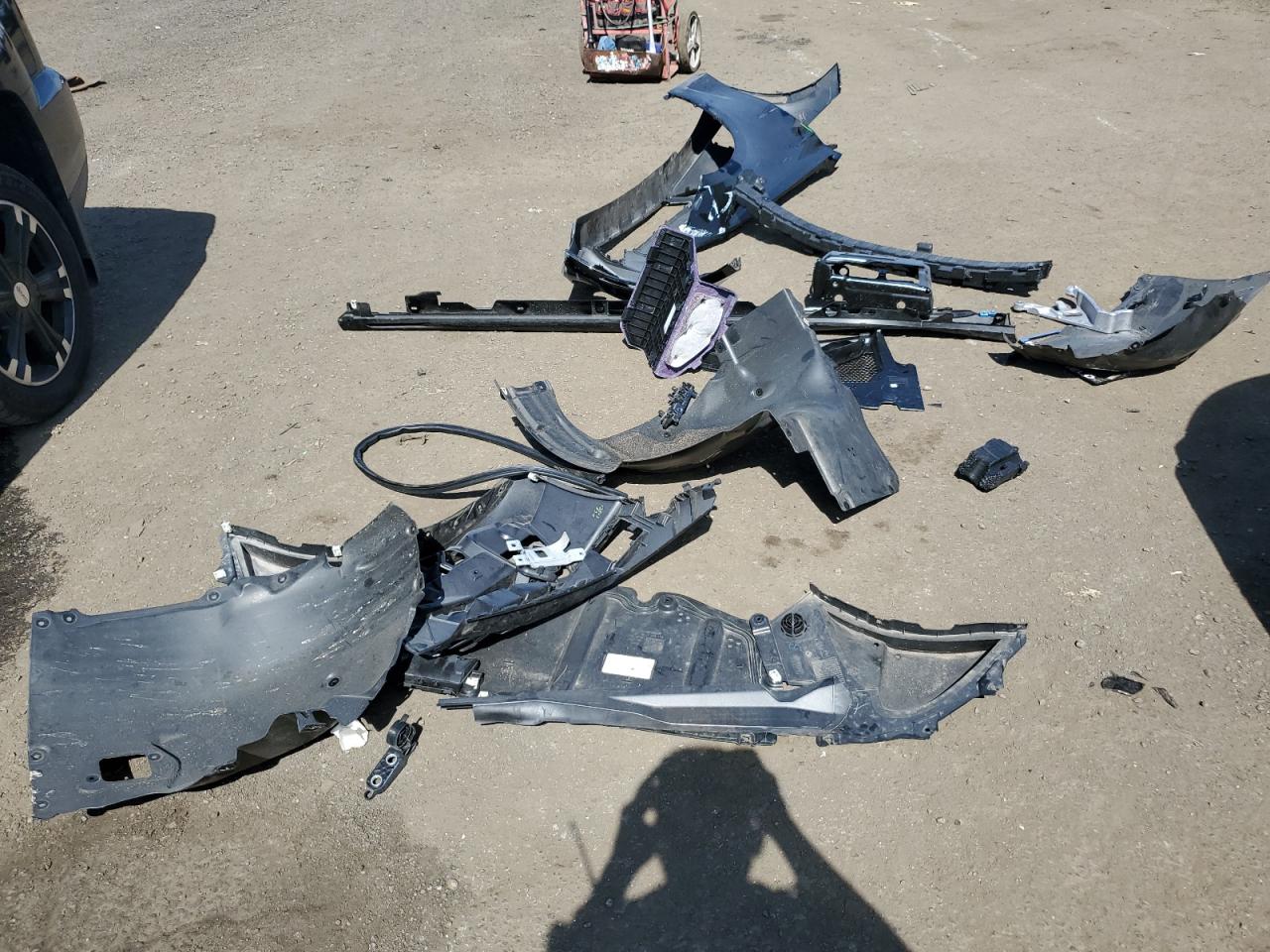 2024 BMW 330Xe VIN: 3MW39FS06R8E38525 Lot: 80242085