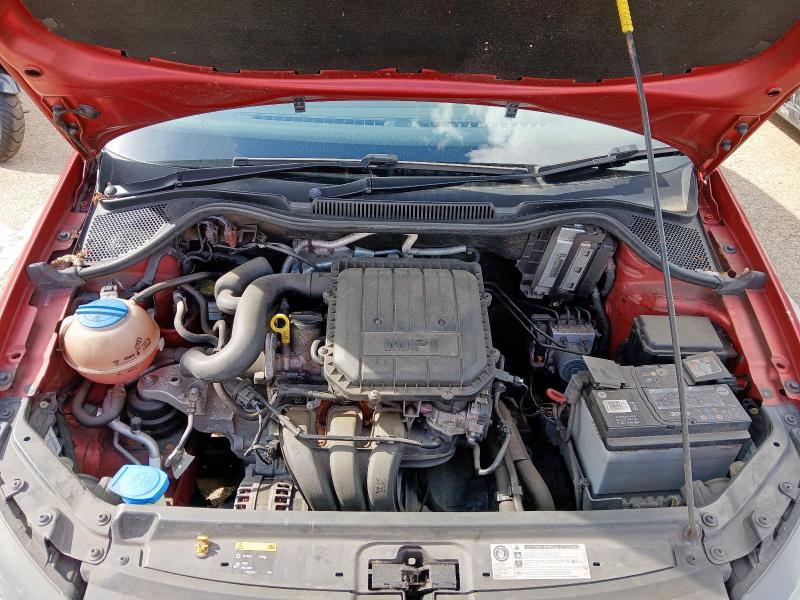 2015 VOLKSWAGEN POLO SE 