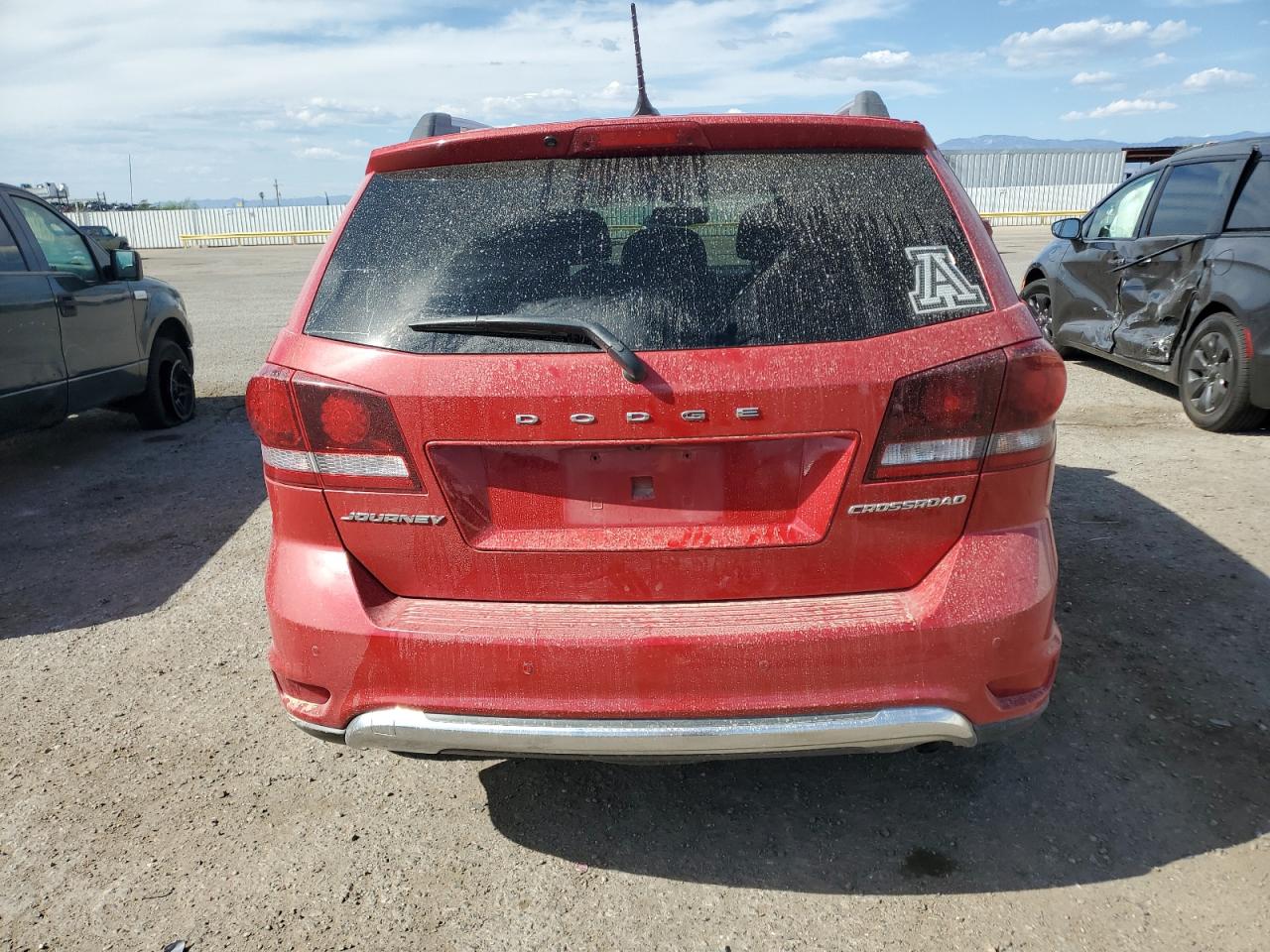 2018 Dodge Journey Crossroad VIN: 3C4PDCGB8JT196768 Lot: 71454365