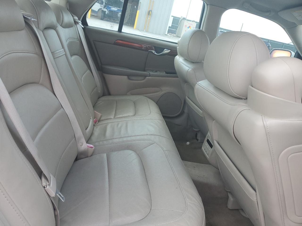 2005 Cadillac Deville VIN: 1G6KD54Y45U238818 Lot: 71650055