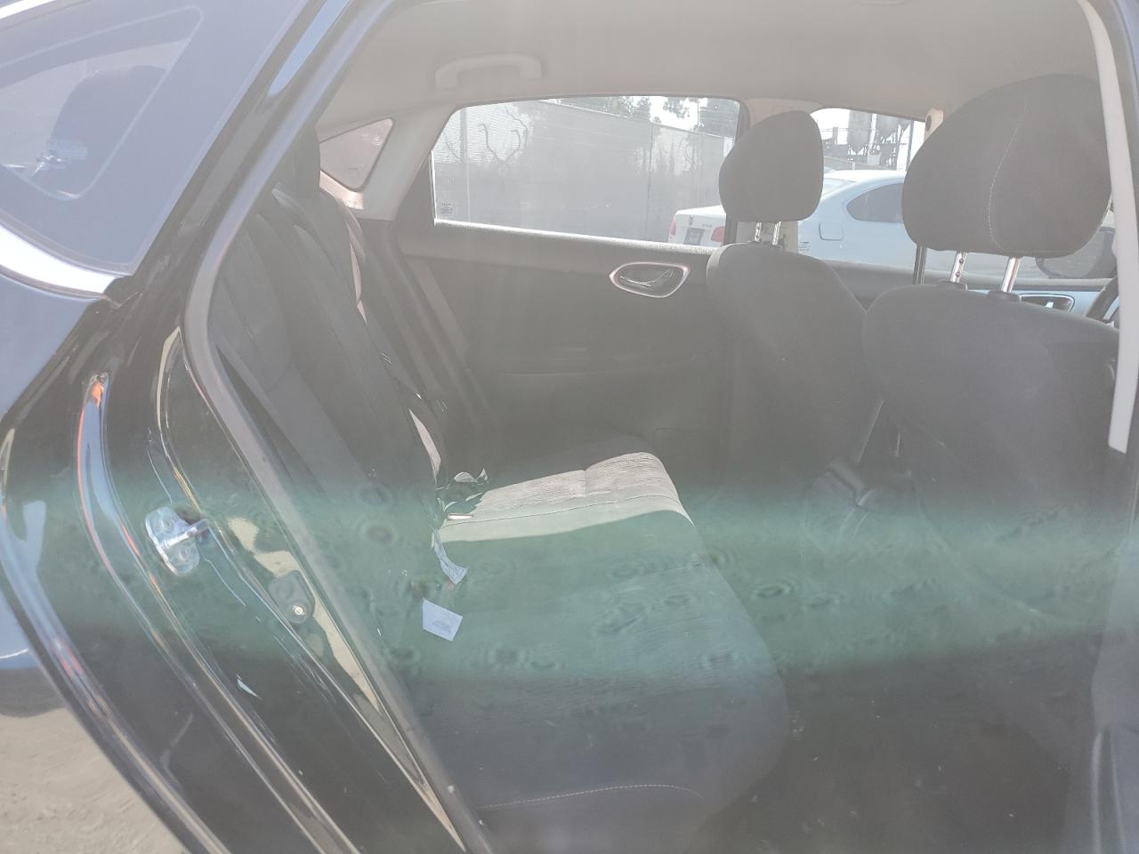 2015 Nissan Sentra S VIN: 3N1AB7APXFY223327 Lot: 84451005