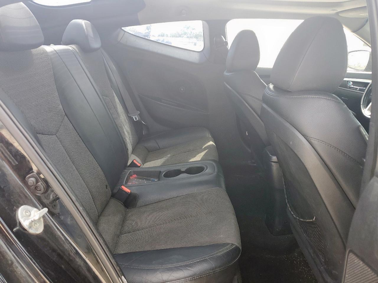 2014 Hyundai Veloster VIN: KMHTC6AD0EU208691 Lot: 84741685