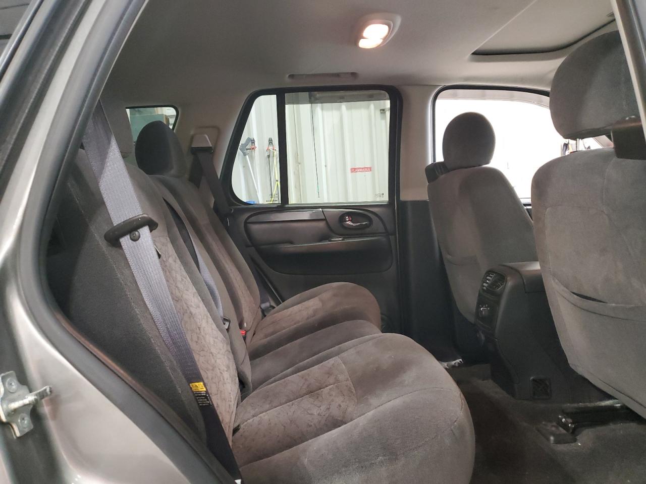 2005 GMC Envoy VIN: 1GKDT13S252170890 Lot: 81253495