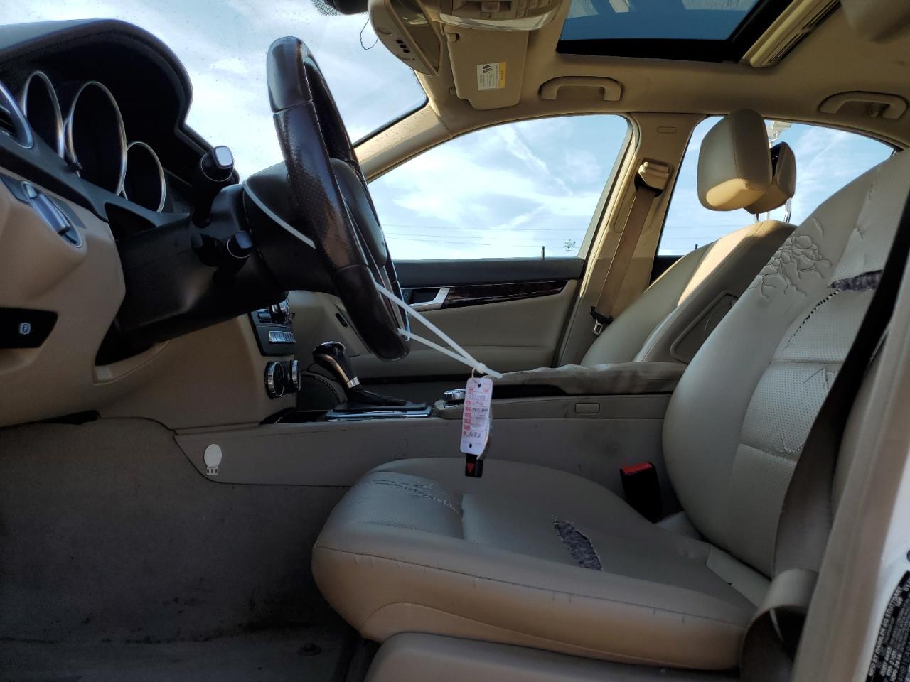 2014 Mercedes-Benz C 250 VIN: WDDGF4HB1EA943483 Lot: 81418725