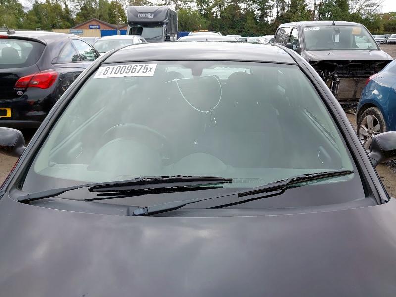 2005 VAUXHALL CORSA DESIGN 16V AUTO 