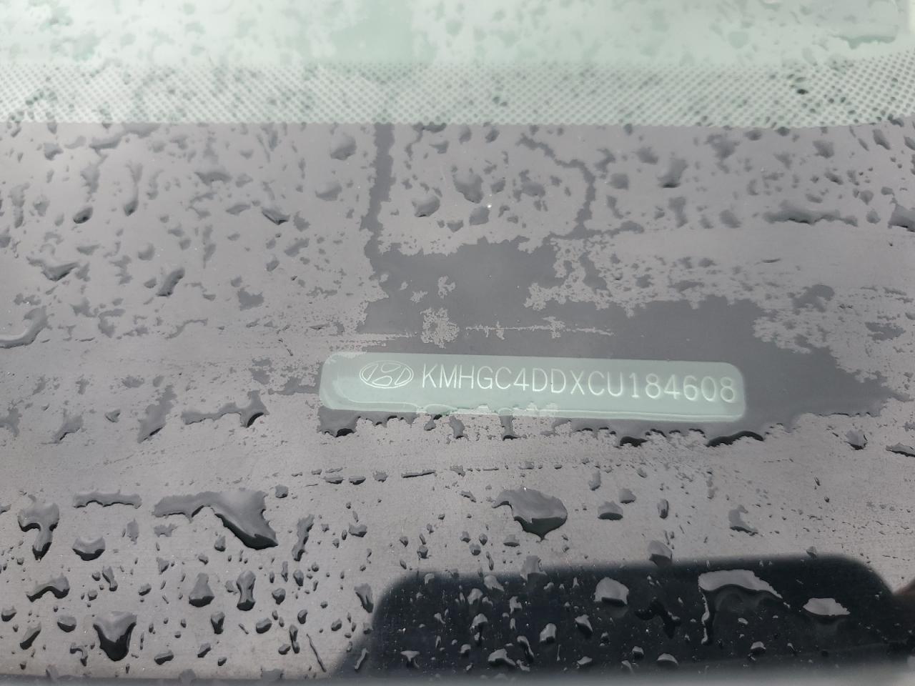 2012 Hyundai Genesis 3.8L VIN: KMHGC4DDXCU184608 Lot: 84484965