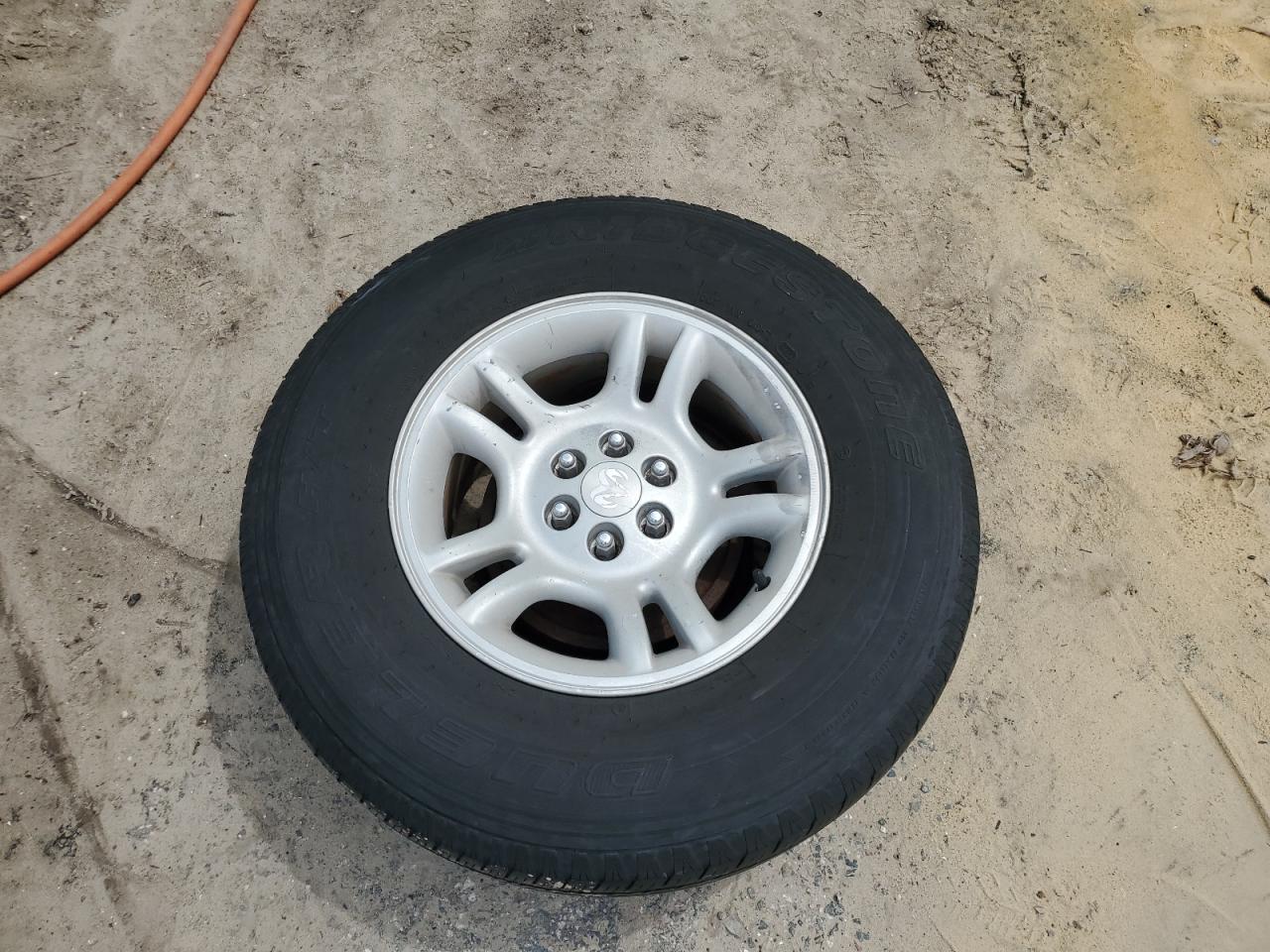 2002 Dodge Dakota Quad Sport VIN: 1B7HL38X12S640531 Lot: 81258775