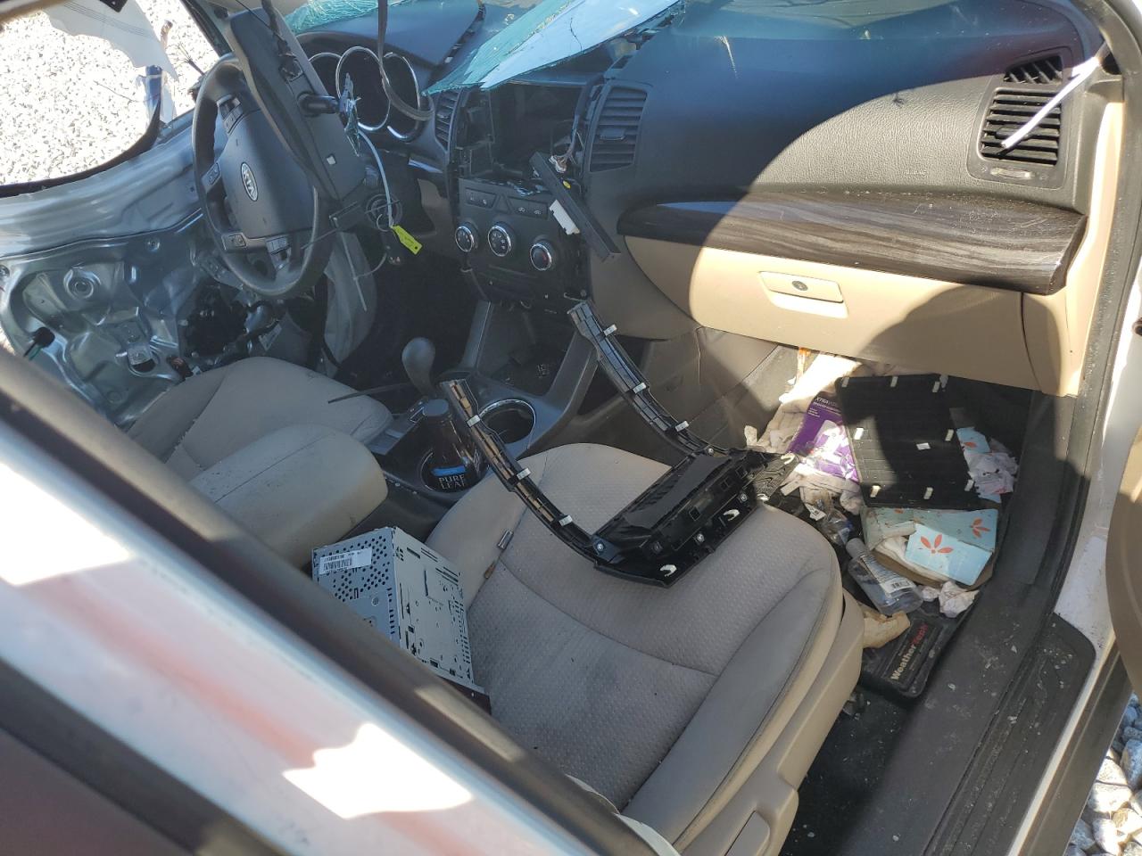 2011 Kia Sorento Base VIN: 5XYKT3A12BG135700 Lot: 81226935