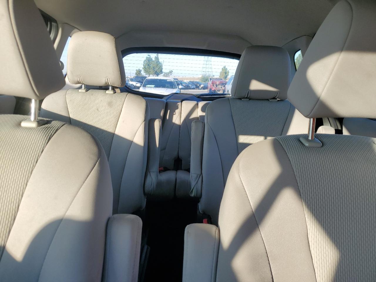 2015 Mazda 5 Sport VIN: JM1CW2BL8F0186880 Lot: 81822185