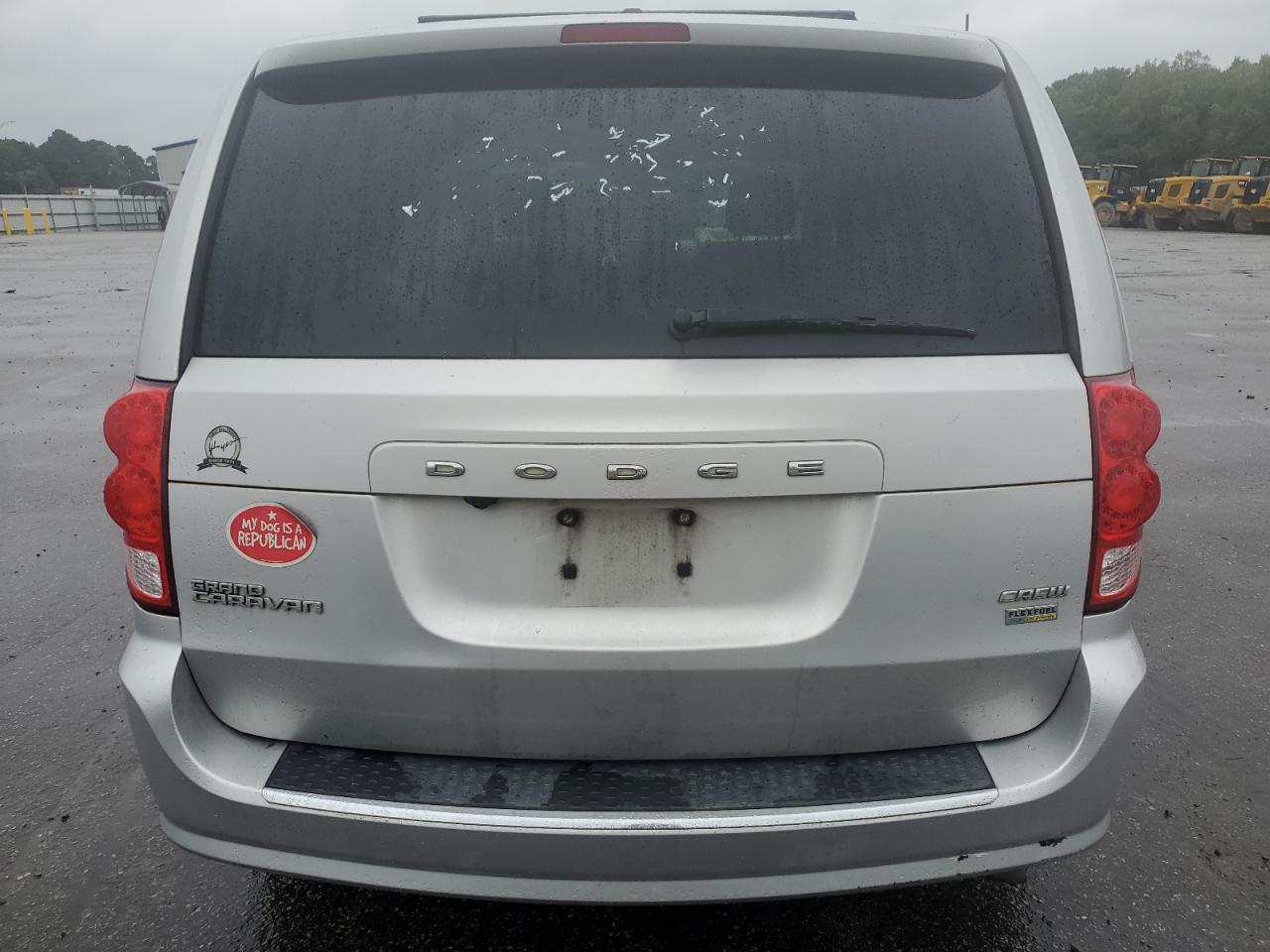 2011 Dodge Grand Caravan Crew VIN: 2D4RN5DG0BR756341 Lot: 84214165