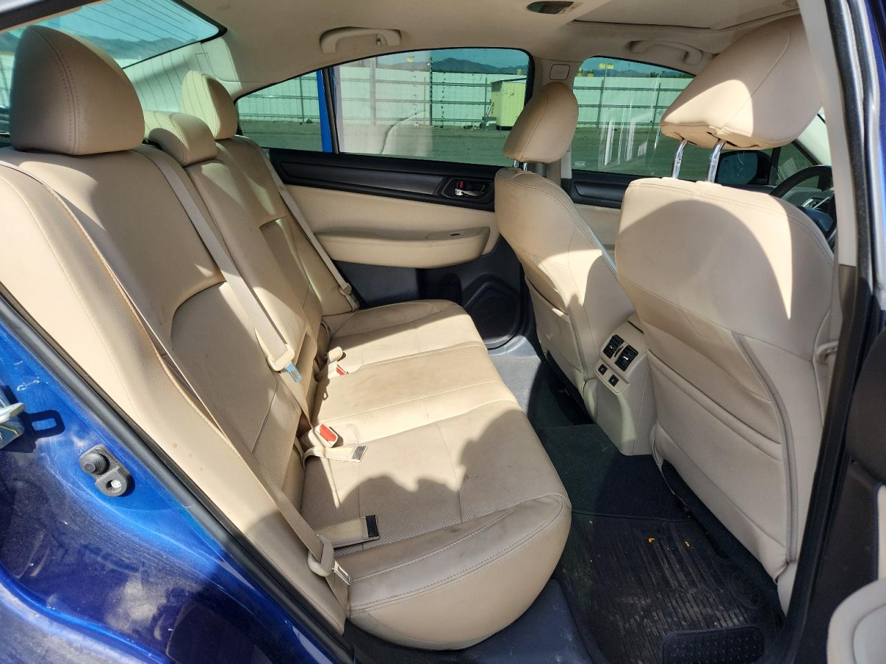 2017 Subaru Legacy 3.6R Limited VIN: 4S3BNEN62H3049828 Lot: 82090245