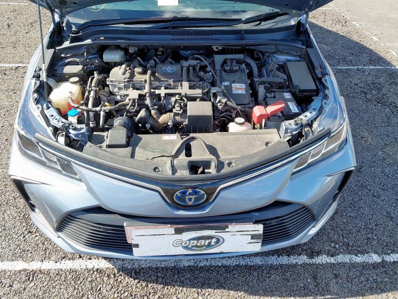 2019 TOYOTA COROLLA DESIGN VVT-I HEV 