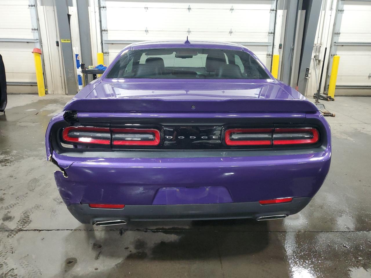 2018 Dodge Challenger Sxt VIN: 2C3CDZAG6JH328042 Lot: 81286005