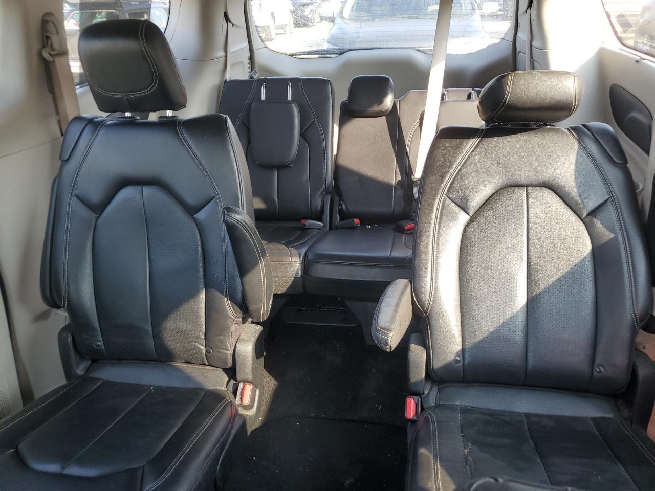 2022 Chrysler Pacifica Touring L VIN: 2C4RC1BG8NR109365 Lot: 71156705