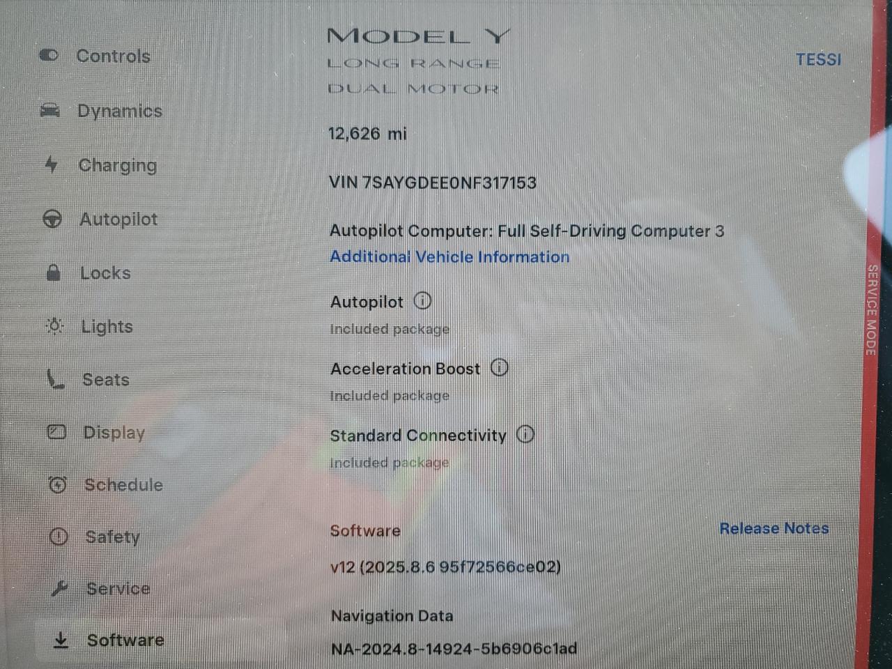 2022 Tesla Model Y VIN: 7SAYGDEE0NF317153 Lot: 71710355