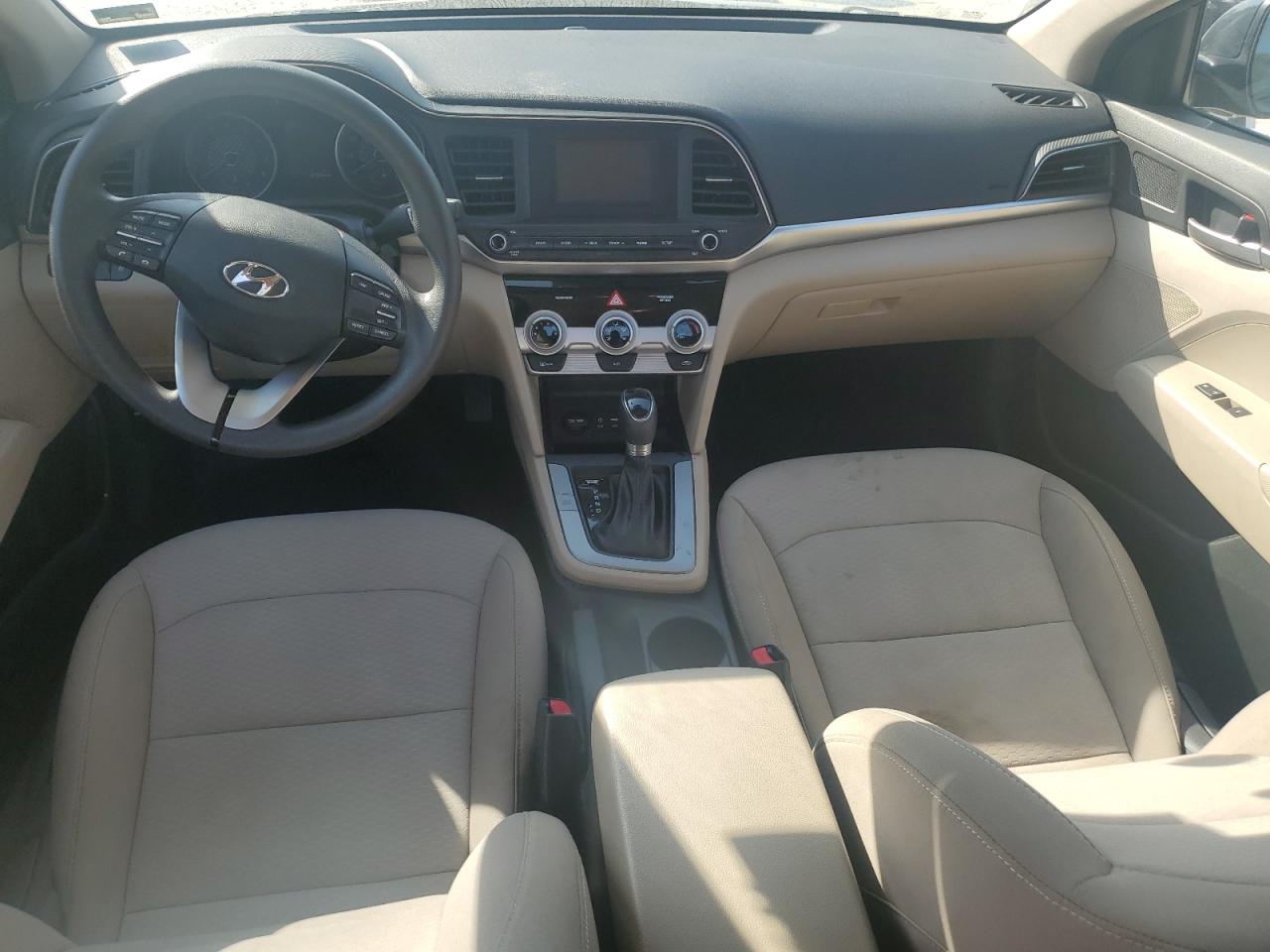 2019 Hyundai Elantra Se VIN: 5NPD74LF7KH434135 Lot: 81619935