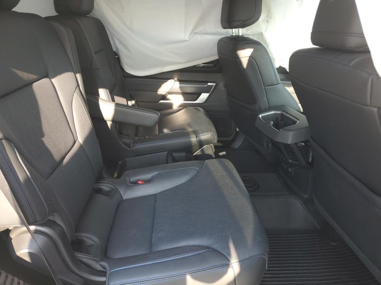 2023 Toyota Sequoia Sr5 VIN: 7SVAAABA6PX015901 Lot: 82107645