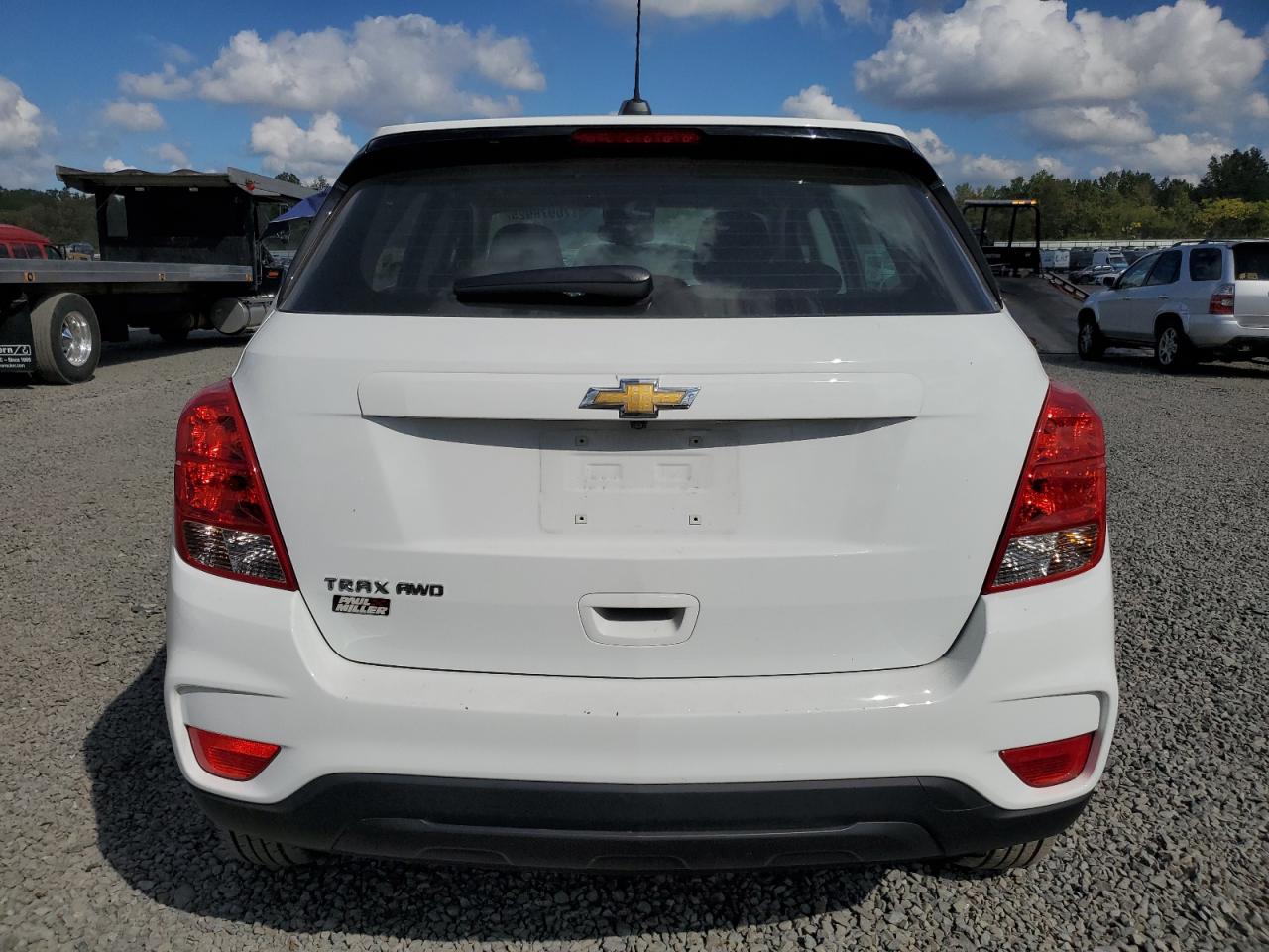 2021 Chevrolet Trax Ls VIN: KL7CJNSMXMB372833 Lot: 70978925