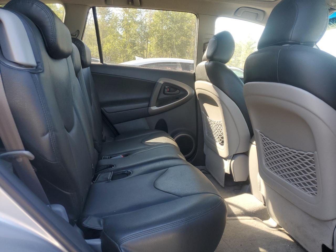 2006 Toyota Rav4 Limited VIN: JTMBD31V966014882 Lot: 80745035