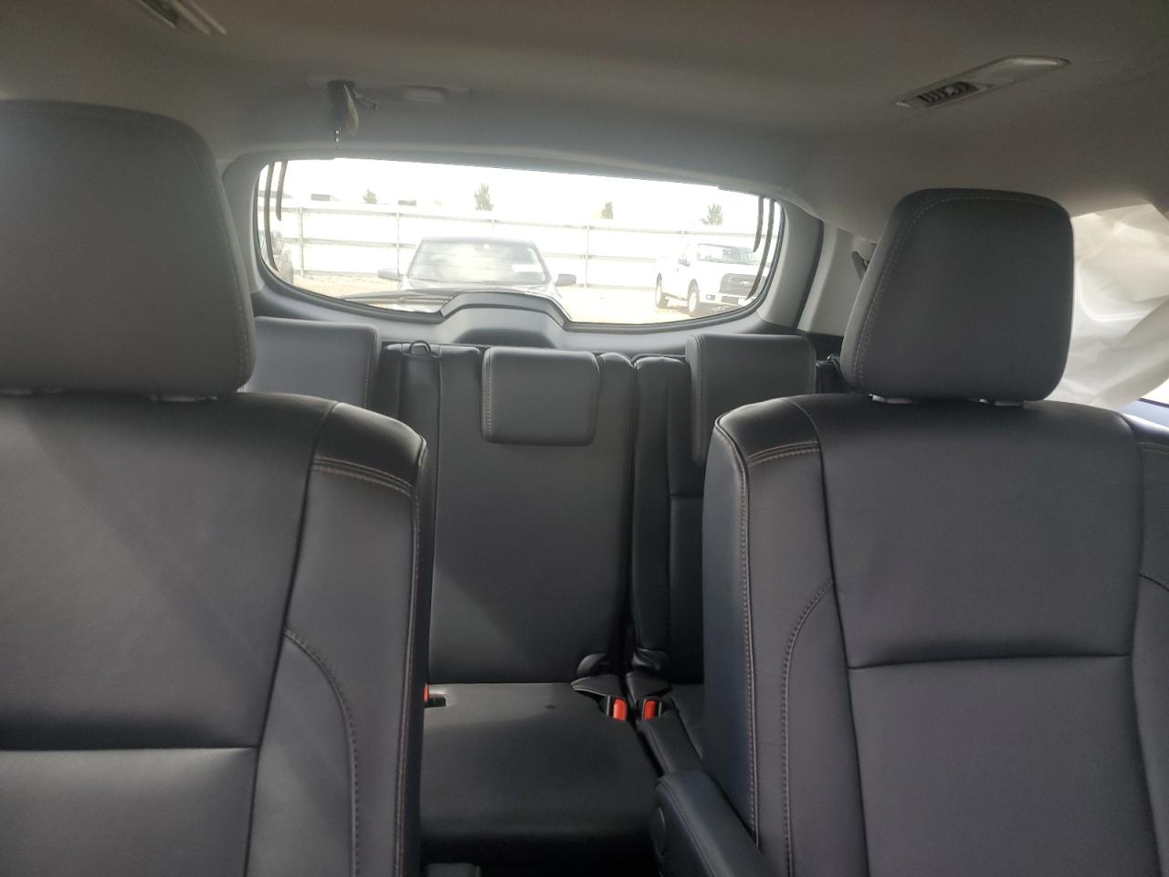 2016 Toyota Highlander Xle VIN: 5TDJKRFH2GS270967 Lot: 81683395